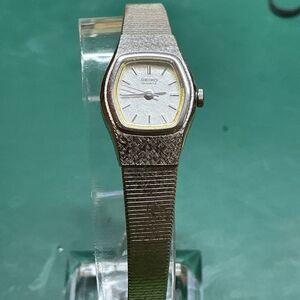 Seiko Watch Women 17mm Silver Dial Silver Tone Hexagon 2c21-5149 New Battery